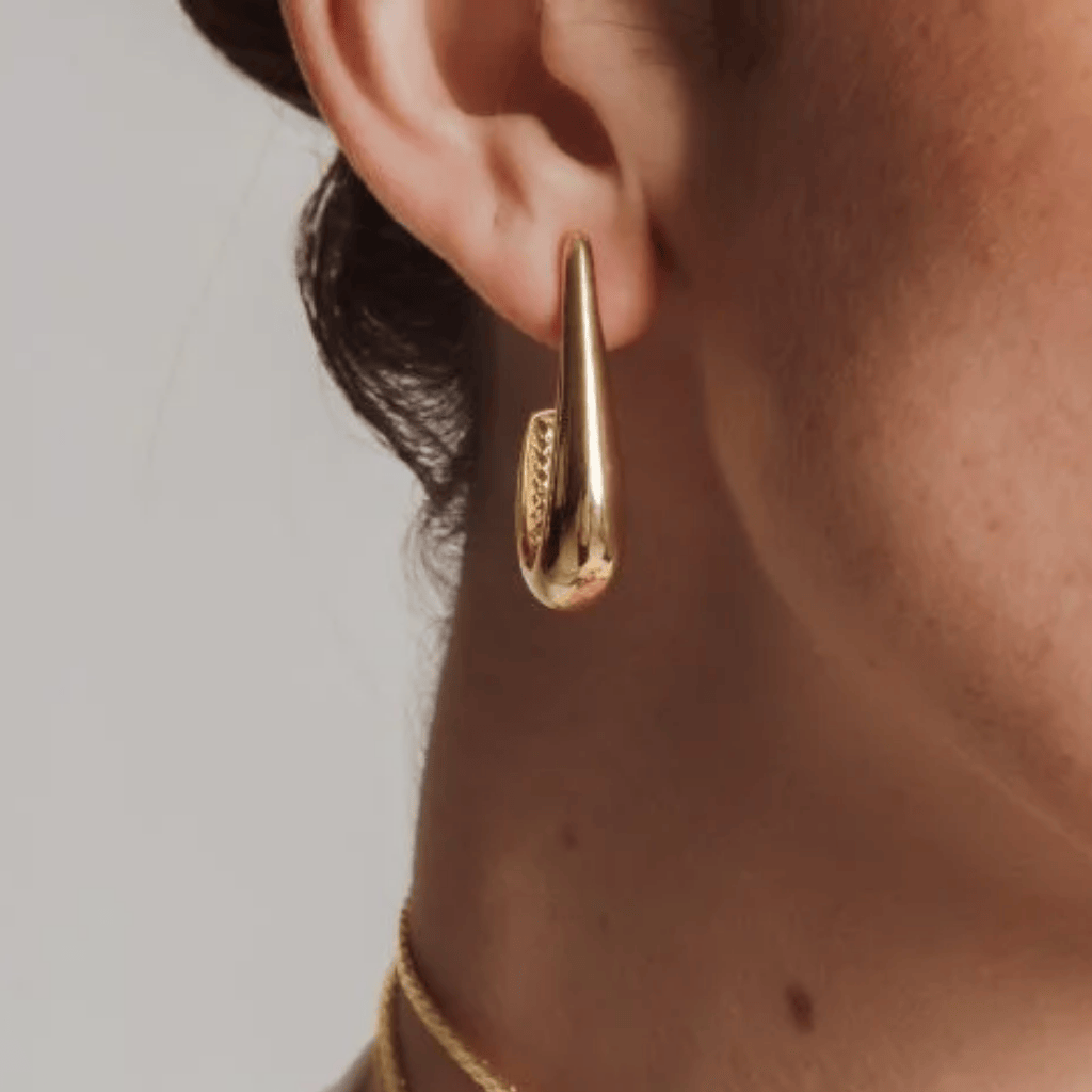 Conjunto Brinco e Colar Gota Alongada banhado em ouro 18k Dourado 2