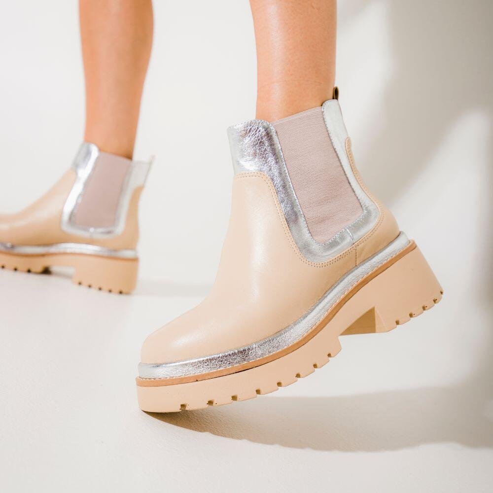 Coturno Couro Creme Cano Curto Cecconello 2147017-4 Creme 2