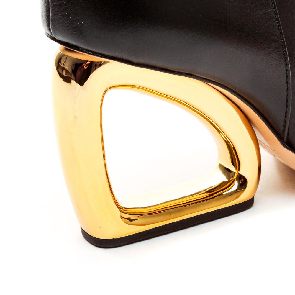 Bota Couro Preto Cano Curto Cecconello 2450001-1 Preto/Dourado 5