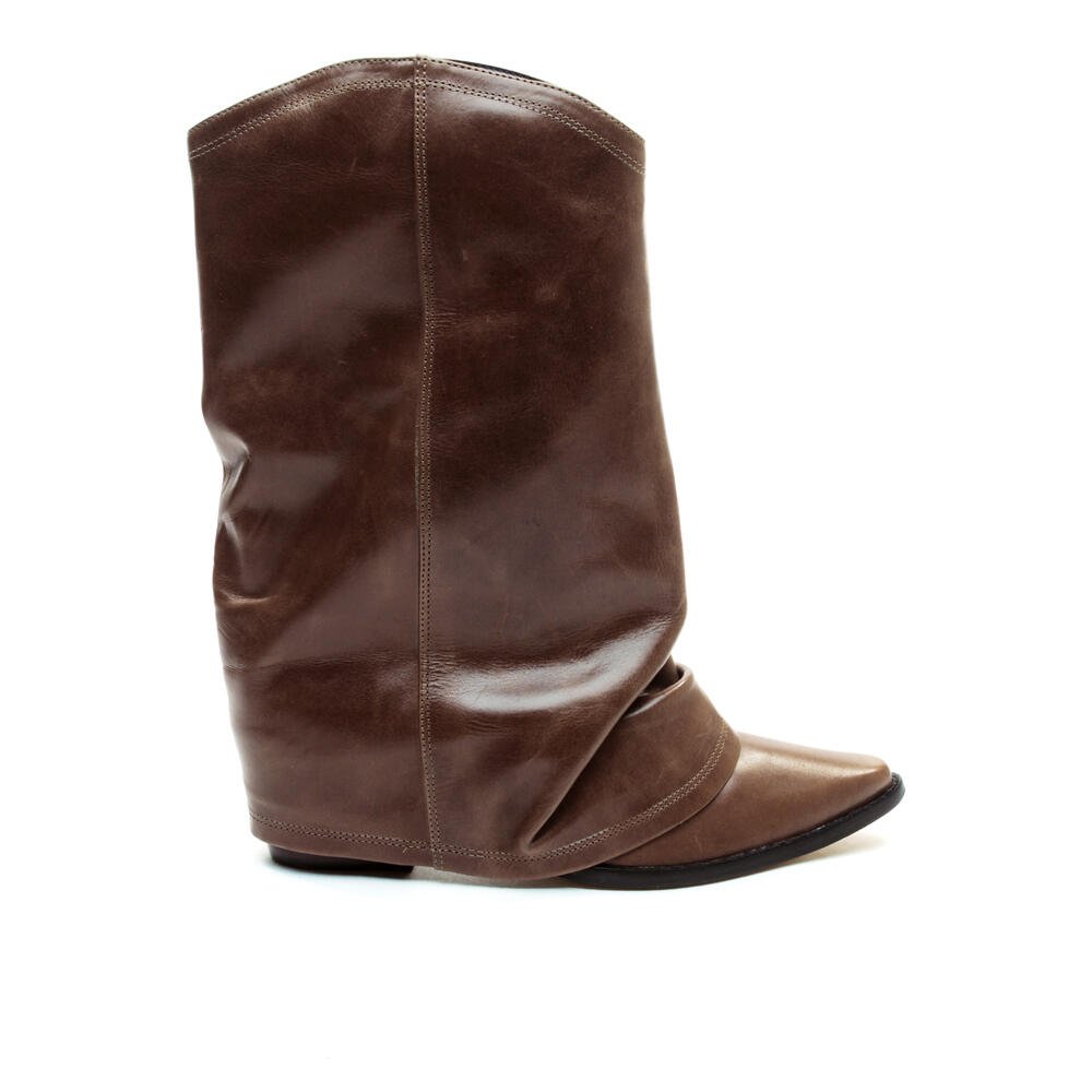 Bota Couro Marrom Cano Médio Cecconello 2619006-3