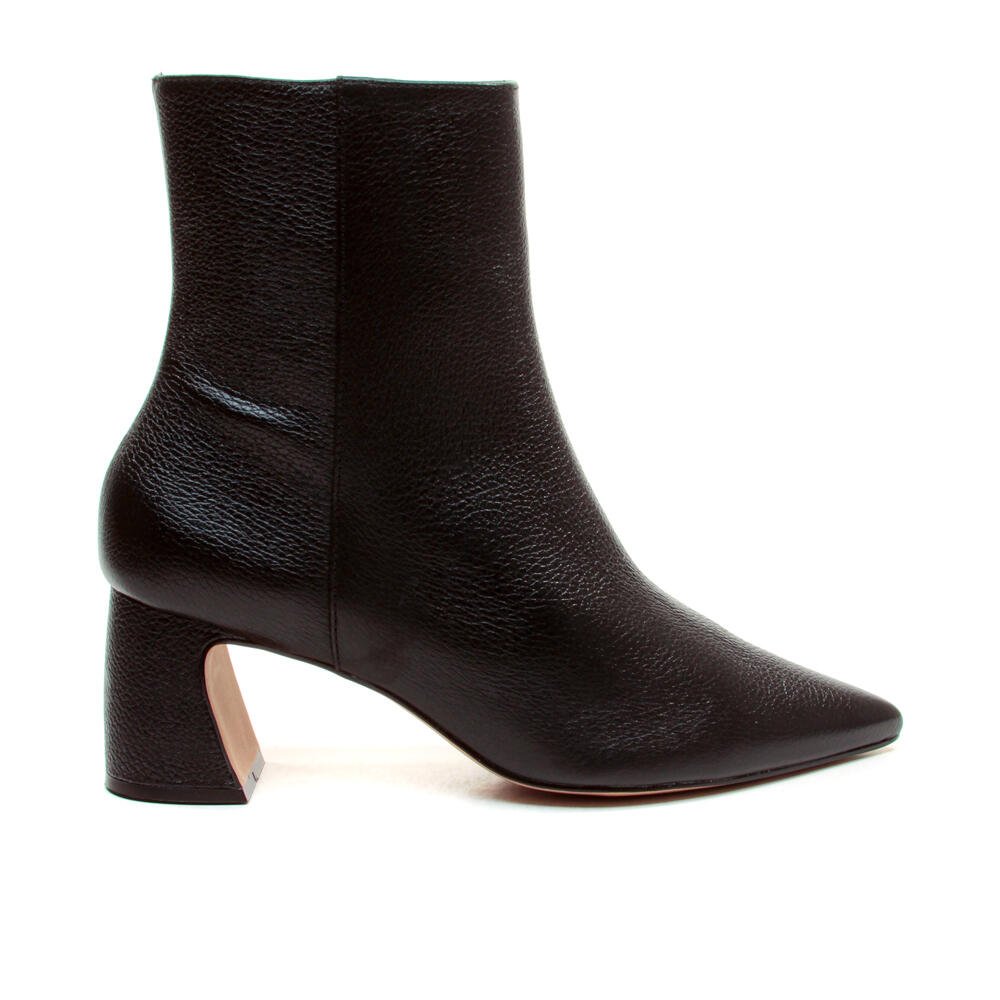 Bota Couro Preto Cano Curto Cecconello 2627001-18