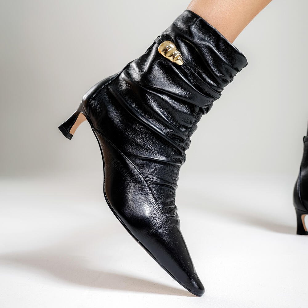 Bota Couro Preto Cano Curto Cecconello 2639009-2 Preto 2