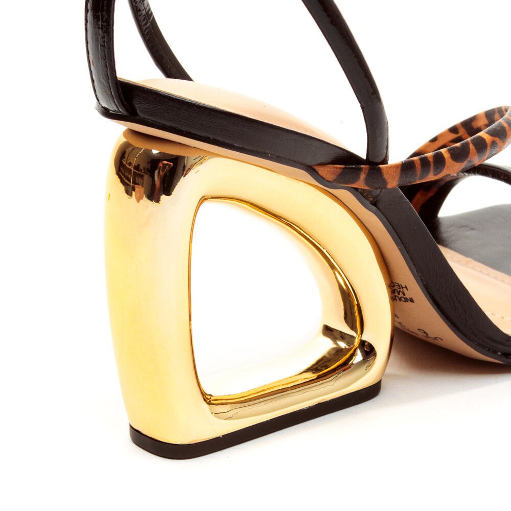 Sandália Preto Salto Alto Vazado Cecconello 2246002-10 Preto/Onça 5