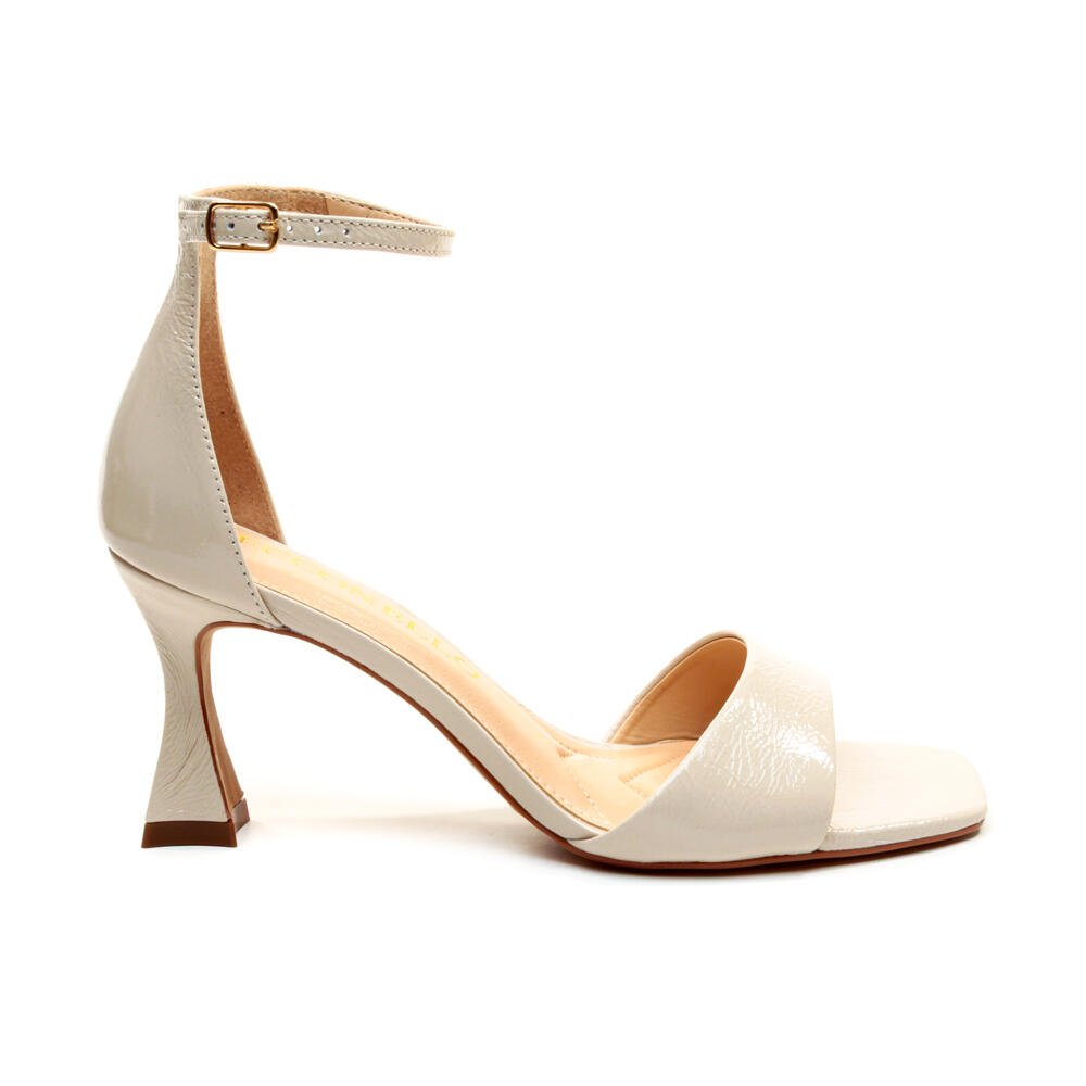 Sandália Couro Off White Salto Médio Cecconello 2694002-2