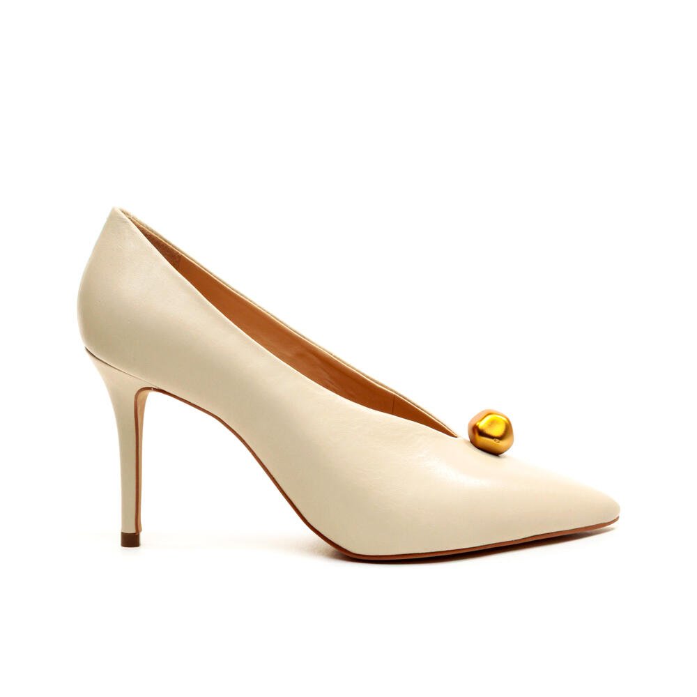 Scarpin Couro Off White Salto Alto Cecconello 2643009-2