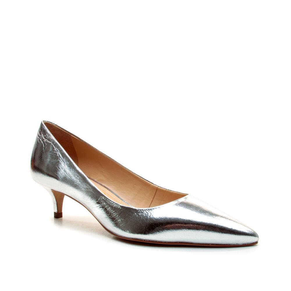 Scarpin Couro Prata Salto Baixo Cecconello 2629001-12 Prata 2