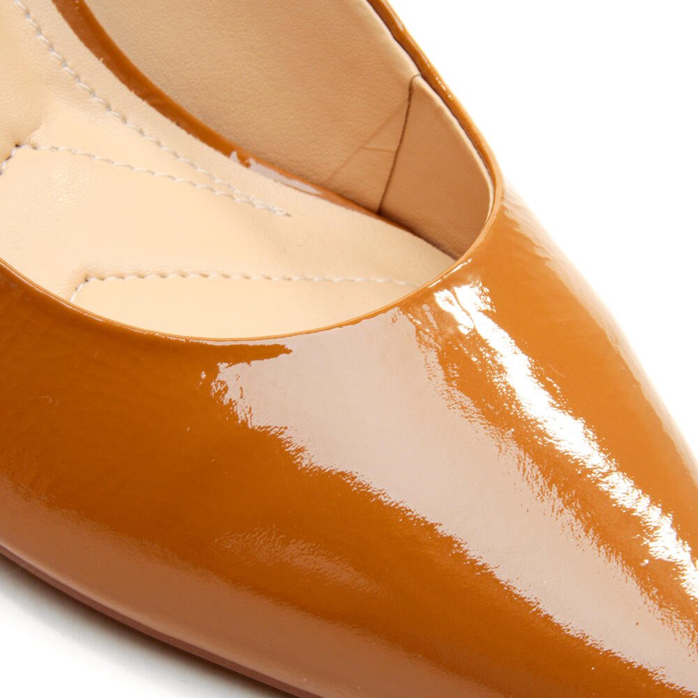 Scarpin Couro Marrom Salto Bloco Médio Cecconello 2630001-13 Marrom 4