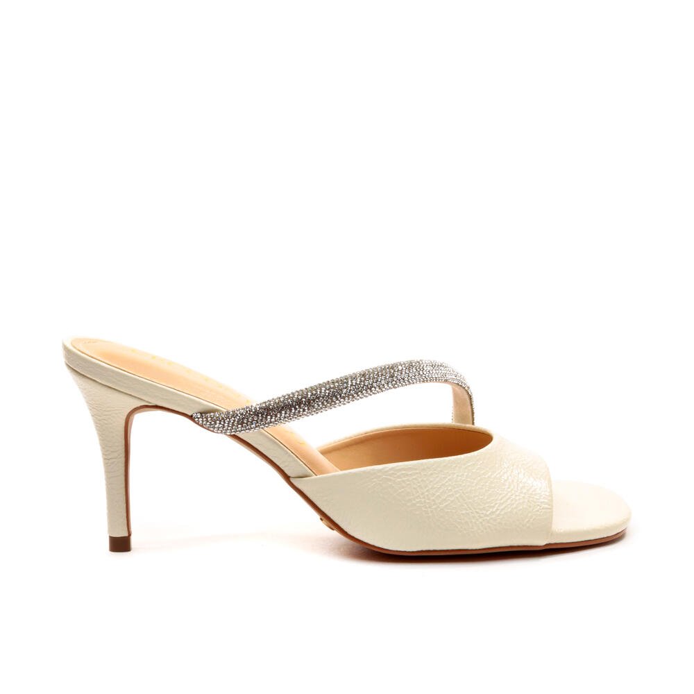 Tamanco Off White Salto Médio Cecconello 2546004-1