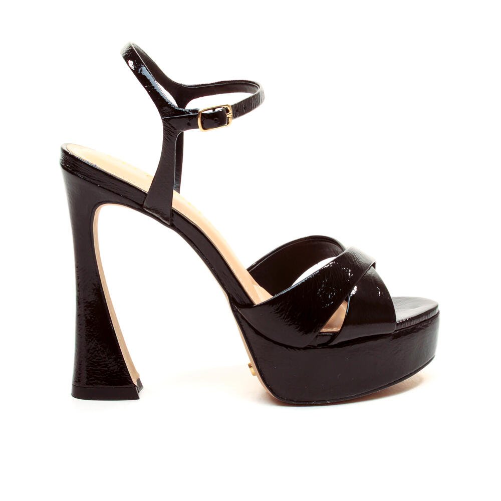Sandália Couro Preto Plataforma Cecconello 2700001-2