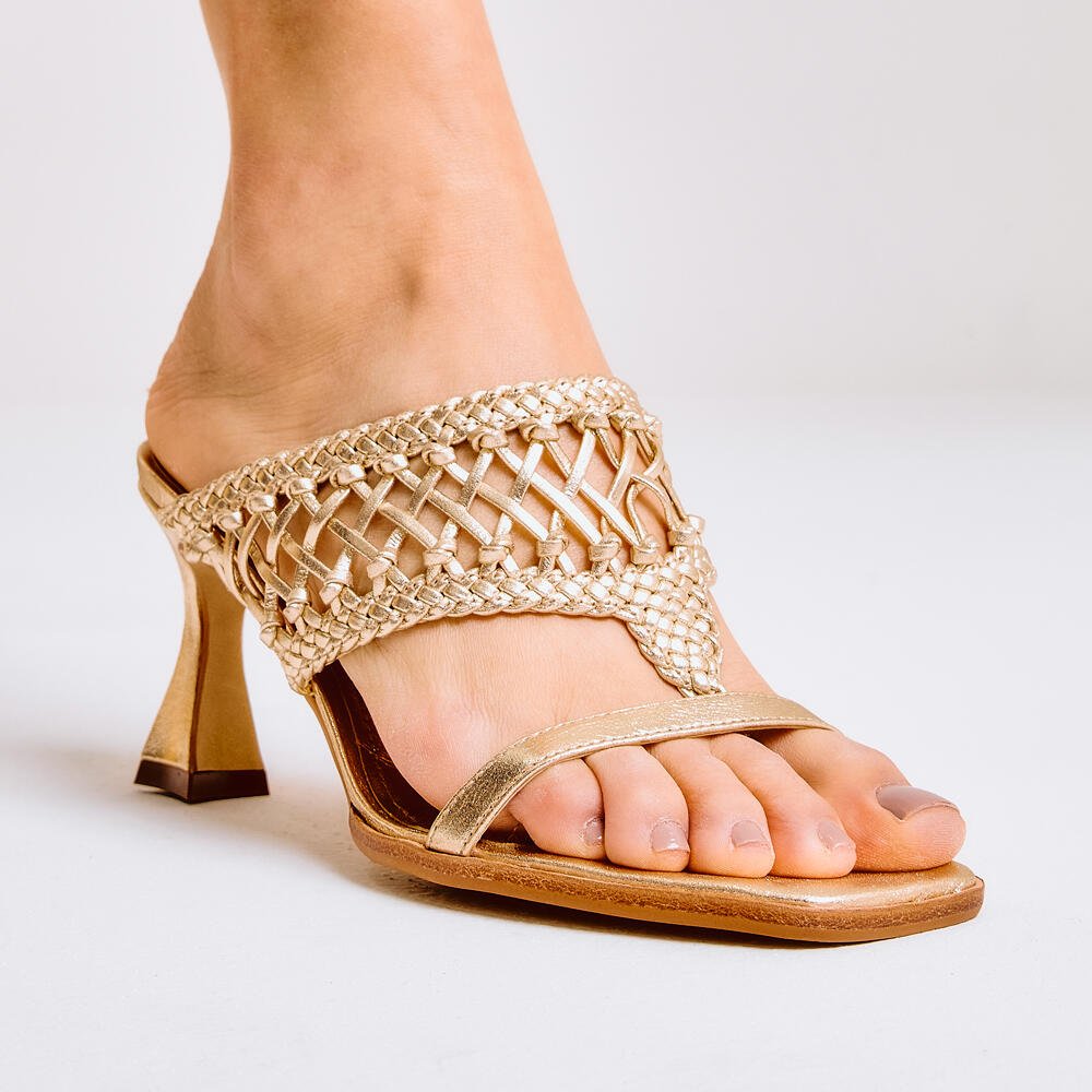 Tamanco Couro Ouro Light Salto Médio Cecconello 2719003-2 Dourado 2