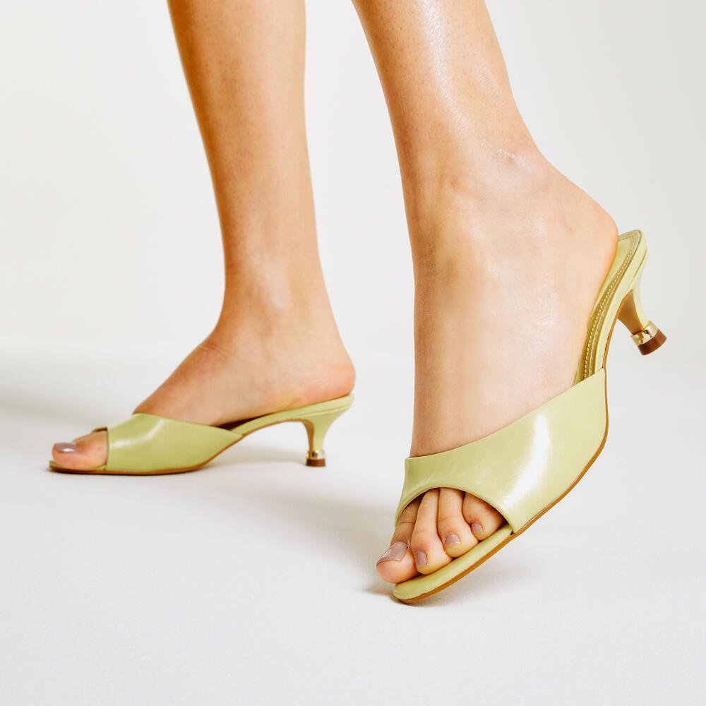 Tamanco Couro Verde Salto Baixo Cecconello 2799001-1 Verde 2