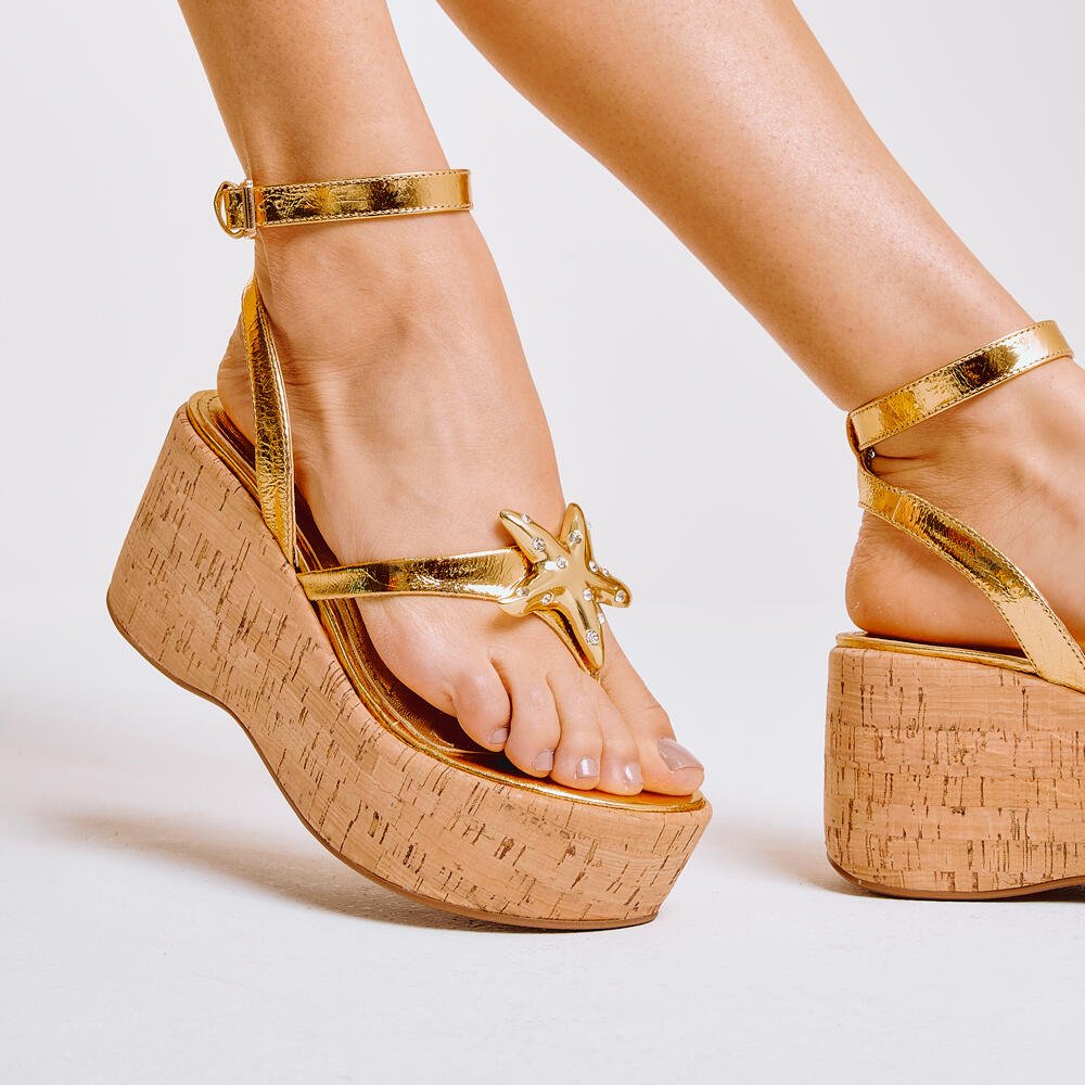 Sandália Couro Ouro Plataforma Cecconello 2793001-3 Dourado 2