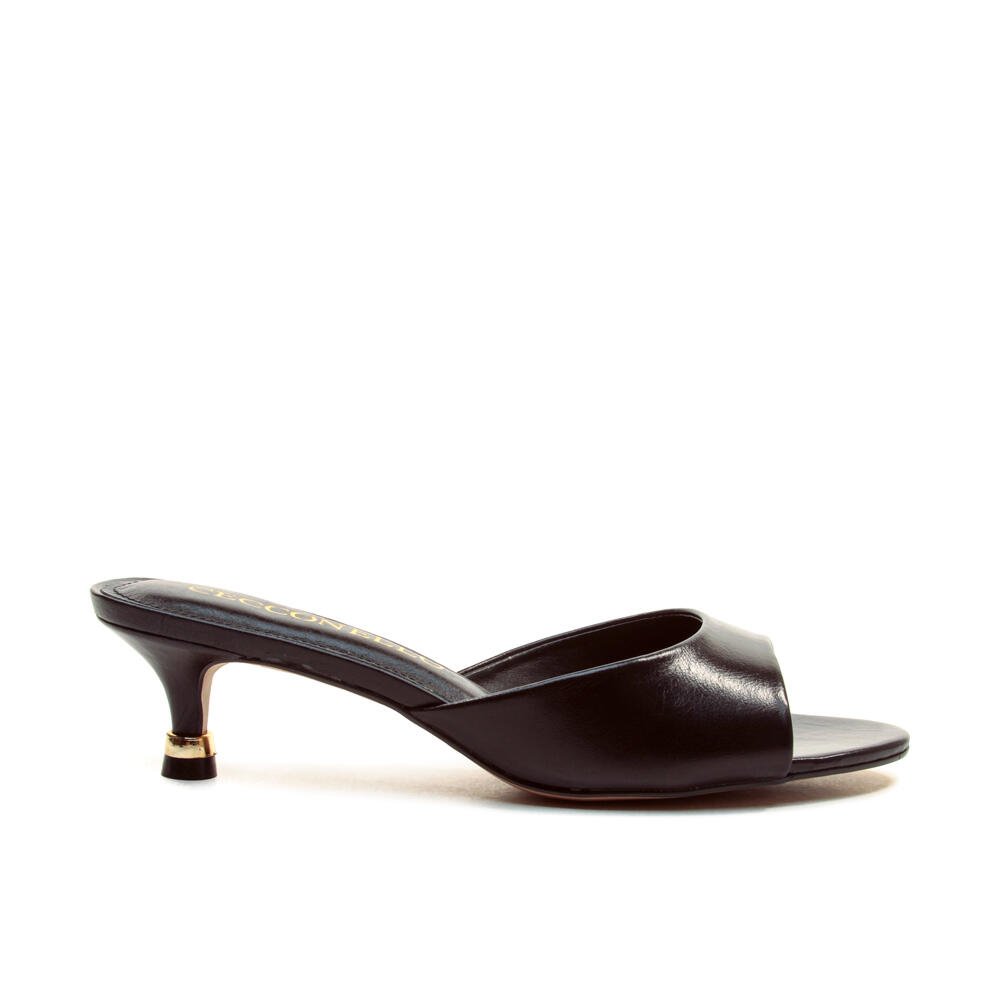 Tamanco Couro Preto Salto Baixo Cecconello 2799001-7