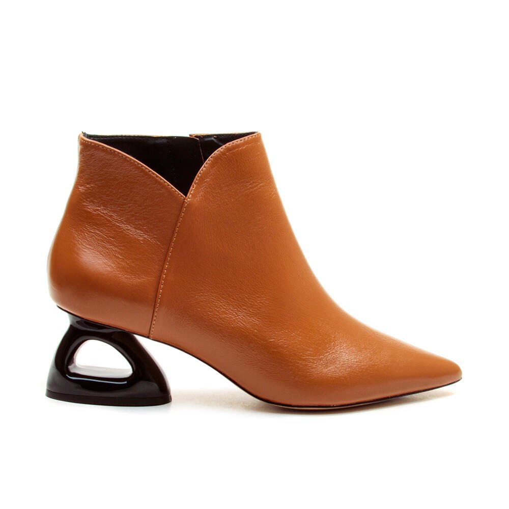 Bota Couro Marrom Cano Curto Cecconello 2449001-7