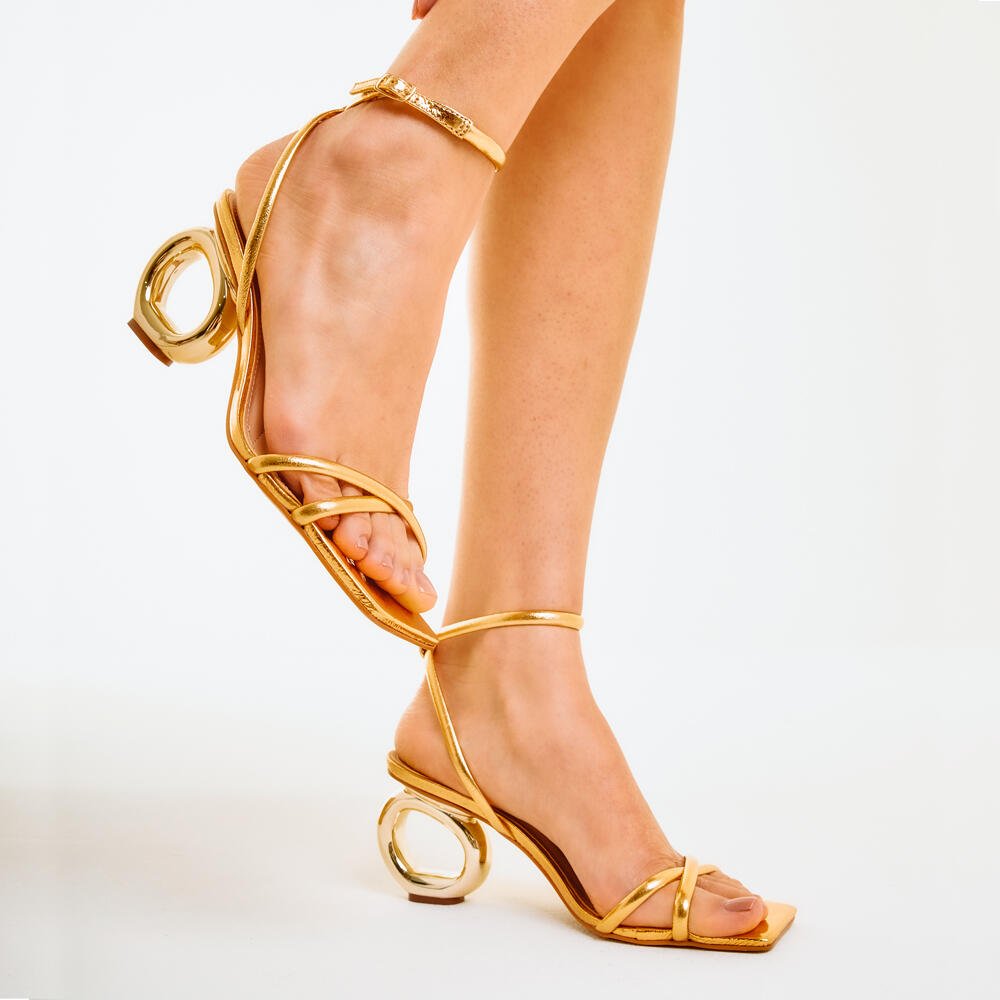 Sandália Couro Ouro Salto Médio Cecconello 2226003-17 Dourado 2