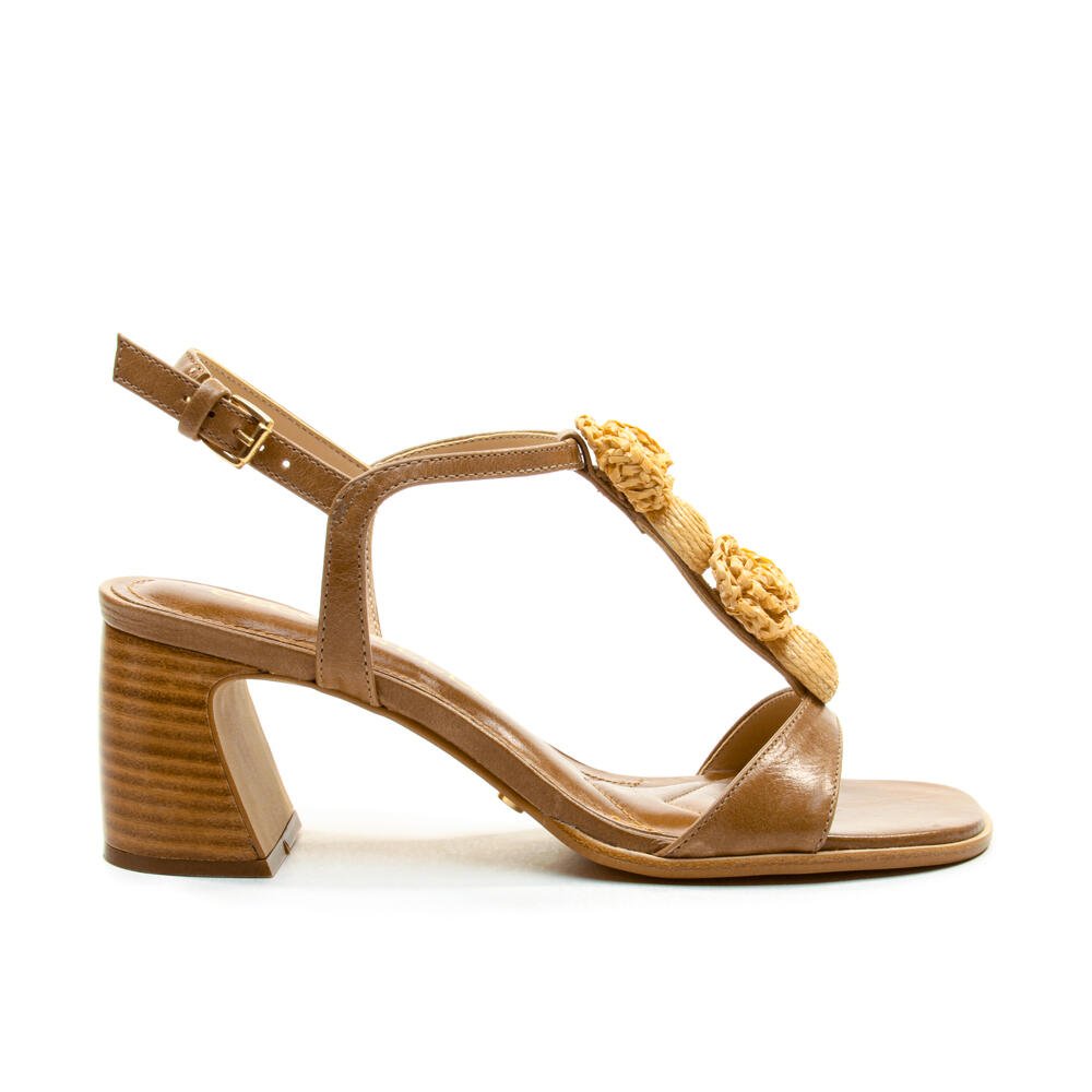 Sandália Couro Marrom Salto Bloco Médio Cecconello 2808003-1