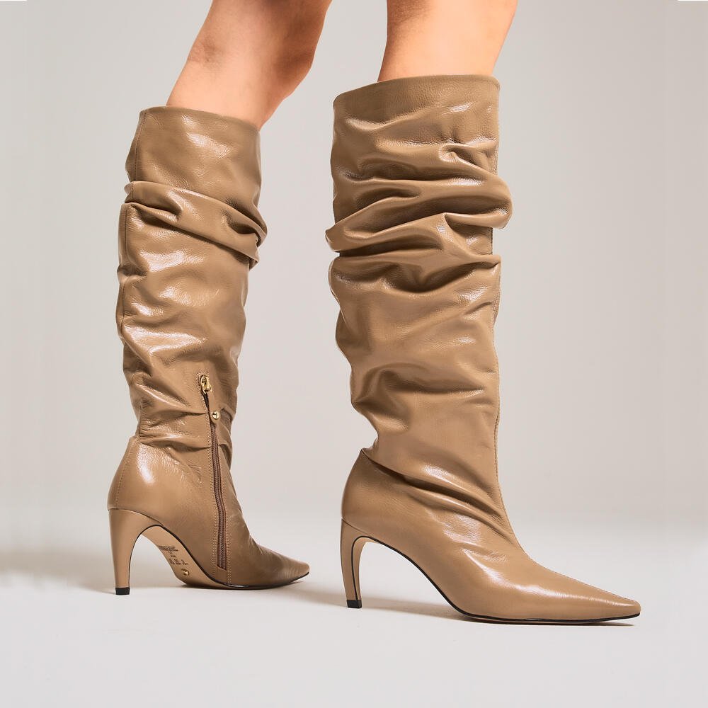 Bota Couro Marrom Cano Longo Cecconello 2625001-5 Bege 2