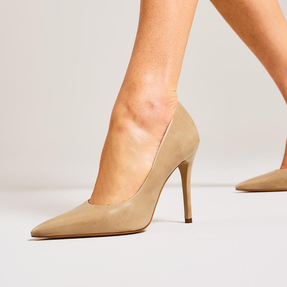 Scarpin Couro Nude Salto Alto Cecconello 2130008-128 Bege 2