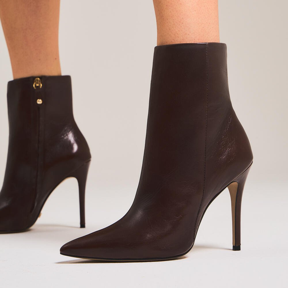 Bota Couro Marrom Cano Curto Cecconello 2396008-6 Marrom 2