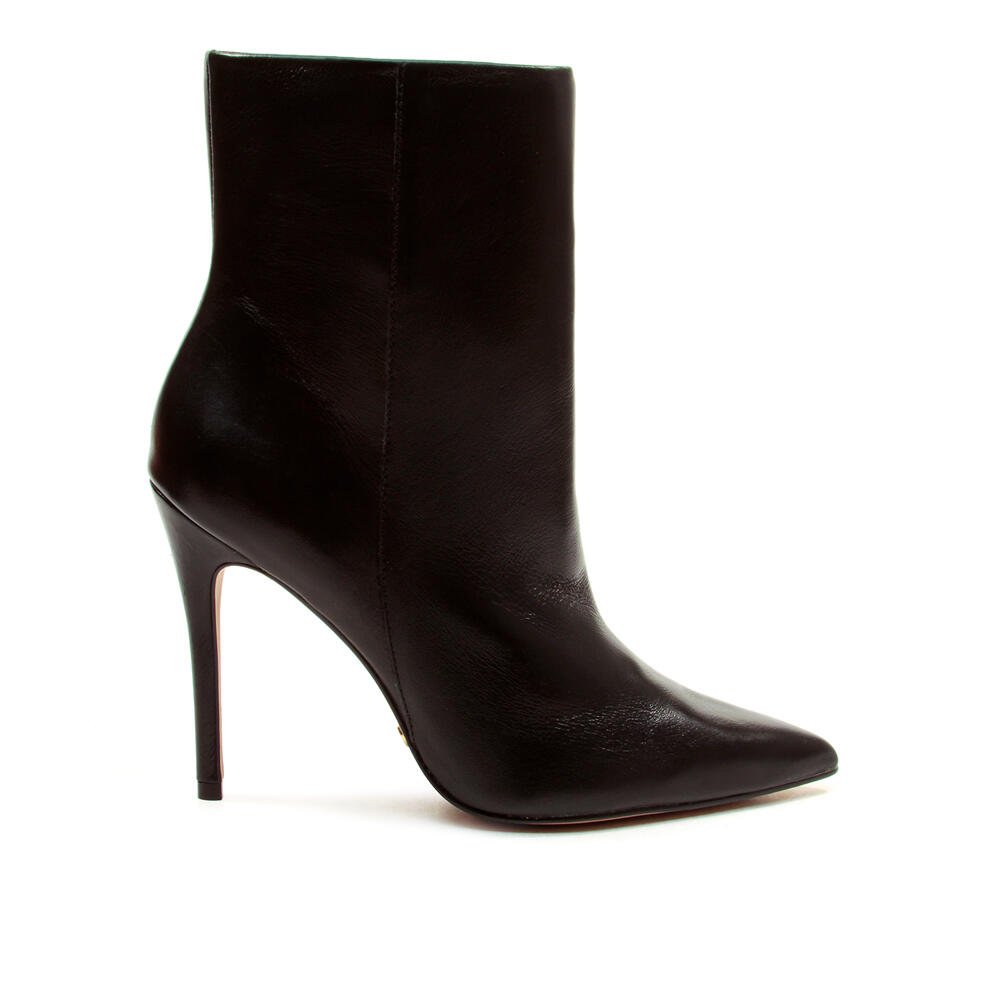 Bota Couro Preto Cano Curto Cecconello 2396008-3