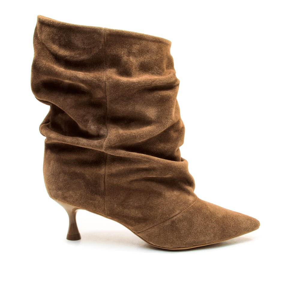 Bota Couro Marrom Cano Curto Slouchy Cecconello 2929001-4