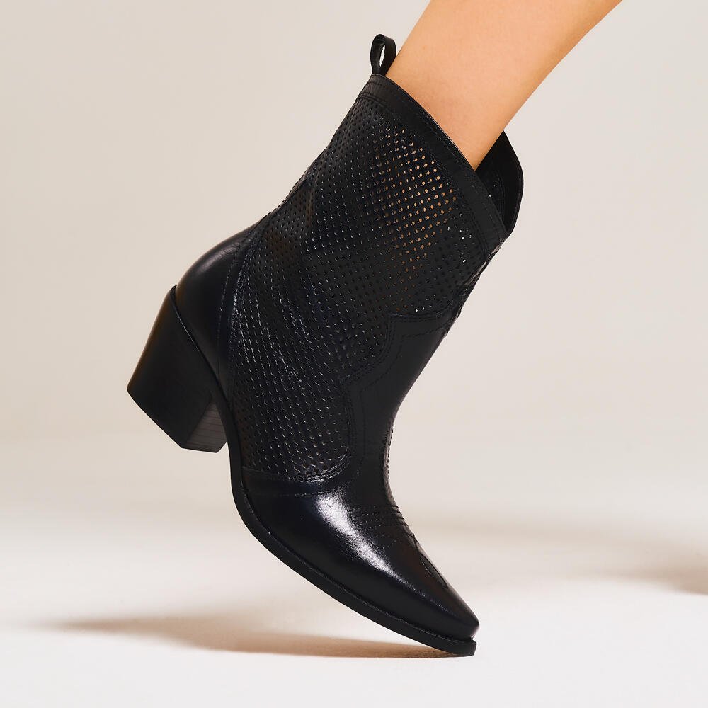 Bota Couro Preto Cano Curto Cecconello 2907002-1 Preto 2