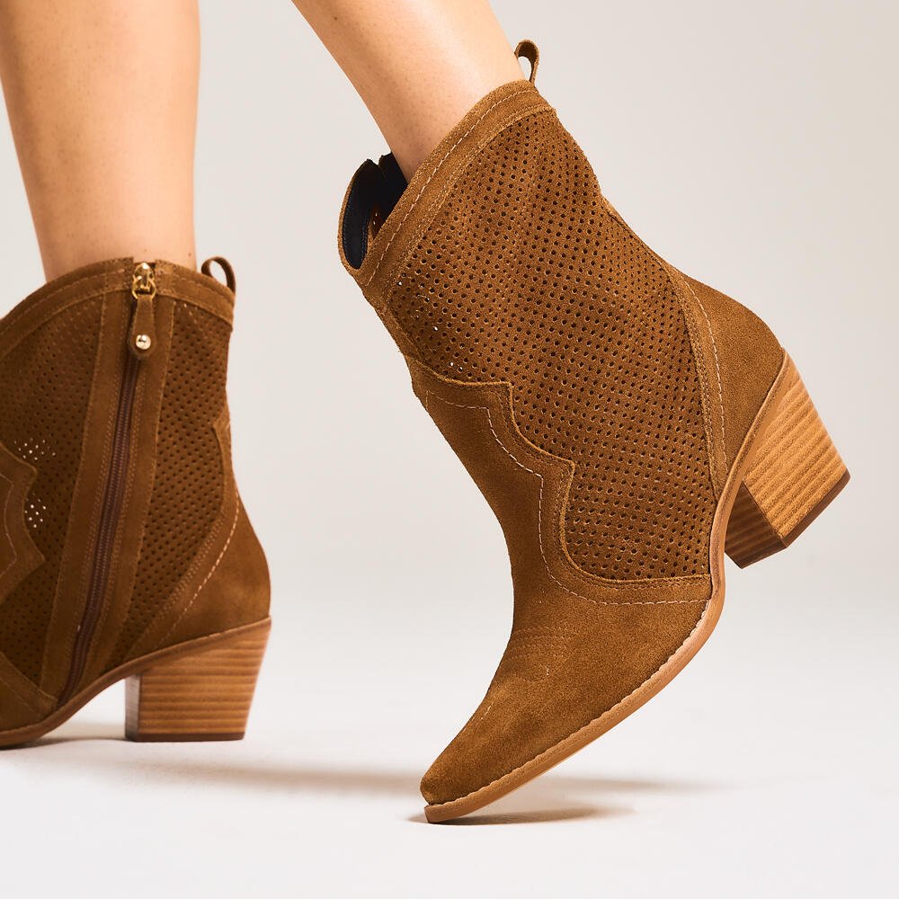 Bota Couro Marrom Cano Curto Cecconello 2907002-2 Marrom 2