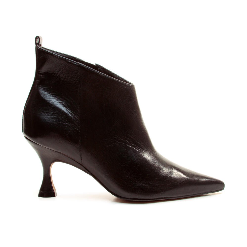 Bota Couro Preto Cano Curto Cecconello 2964003-1