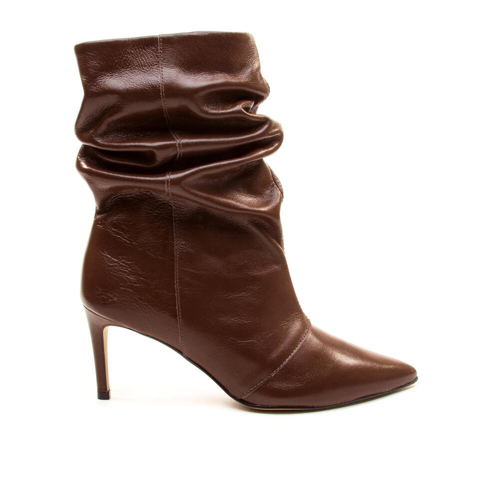 Bota Couro Marrom Cano Médio Slouchy Cecconello 2977001-3