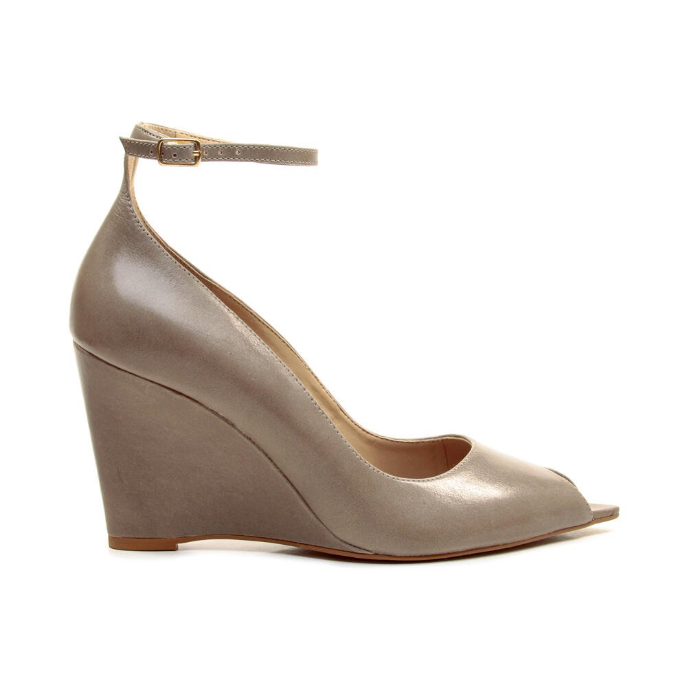 Scarpin Couro Cinza Salto Alto Cecconello 2975001-2 Bege 4