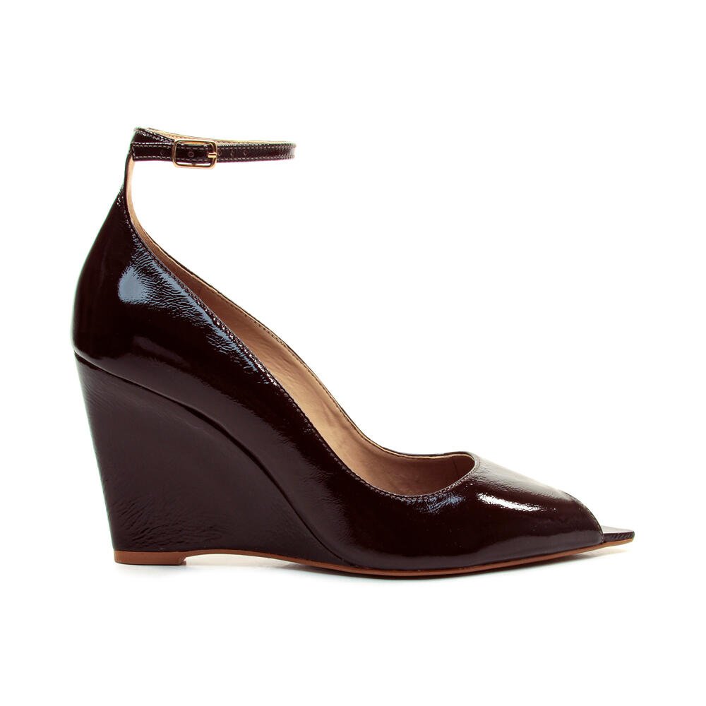Scarpin Couro Marrom Salto Alto Cecconello 2975001-3
