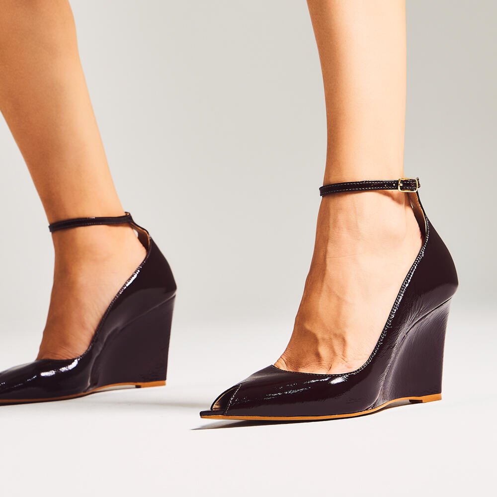 Scarpin Couro Marrom Salto Alto Cecconello 2975001-3 Marrom 2