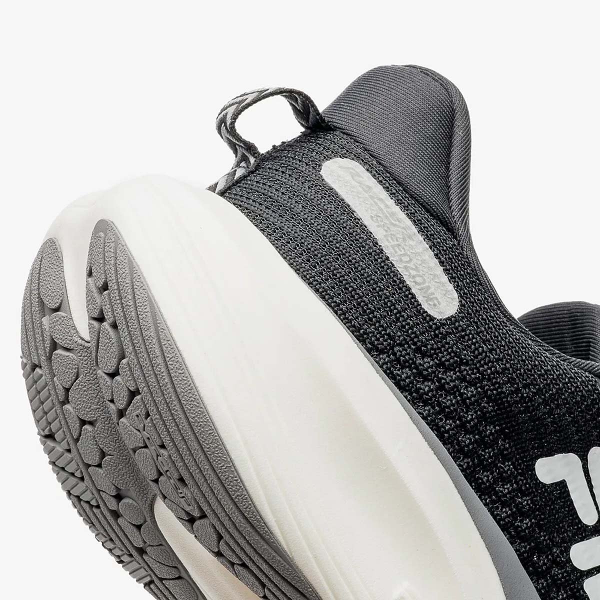 Tenis Fila Speedzone Masculino Preto Preto 7