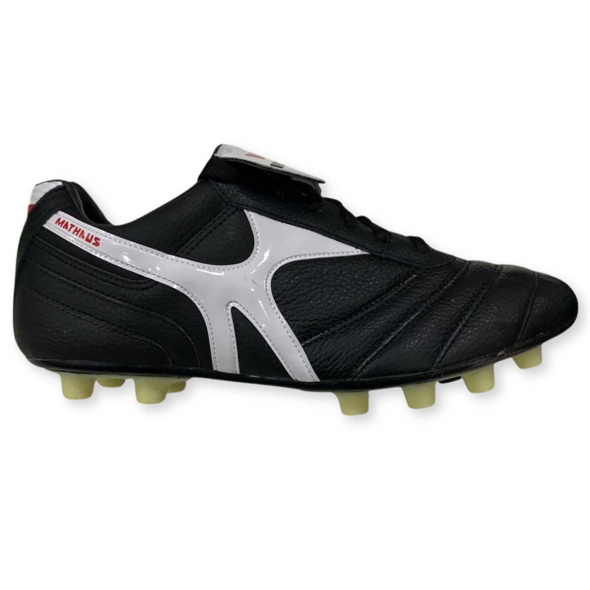 Chuteira Campo Mathaus Azzurra Retro Unissex Preto Preto/Branco 1