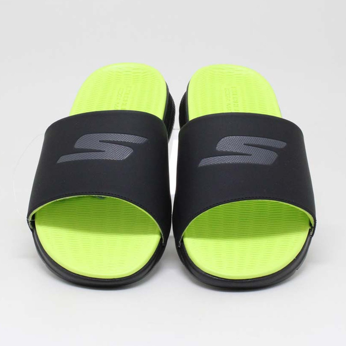 Chinelo Gaspea Skechers Go Consistent Masculino Preto Preto/Verde 6