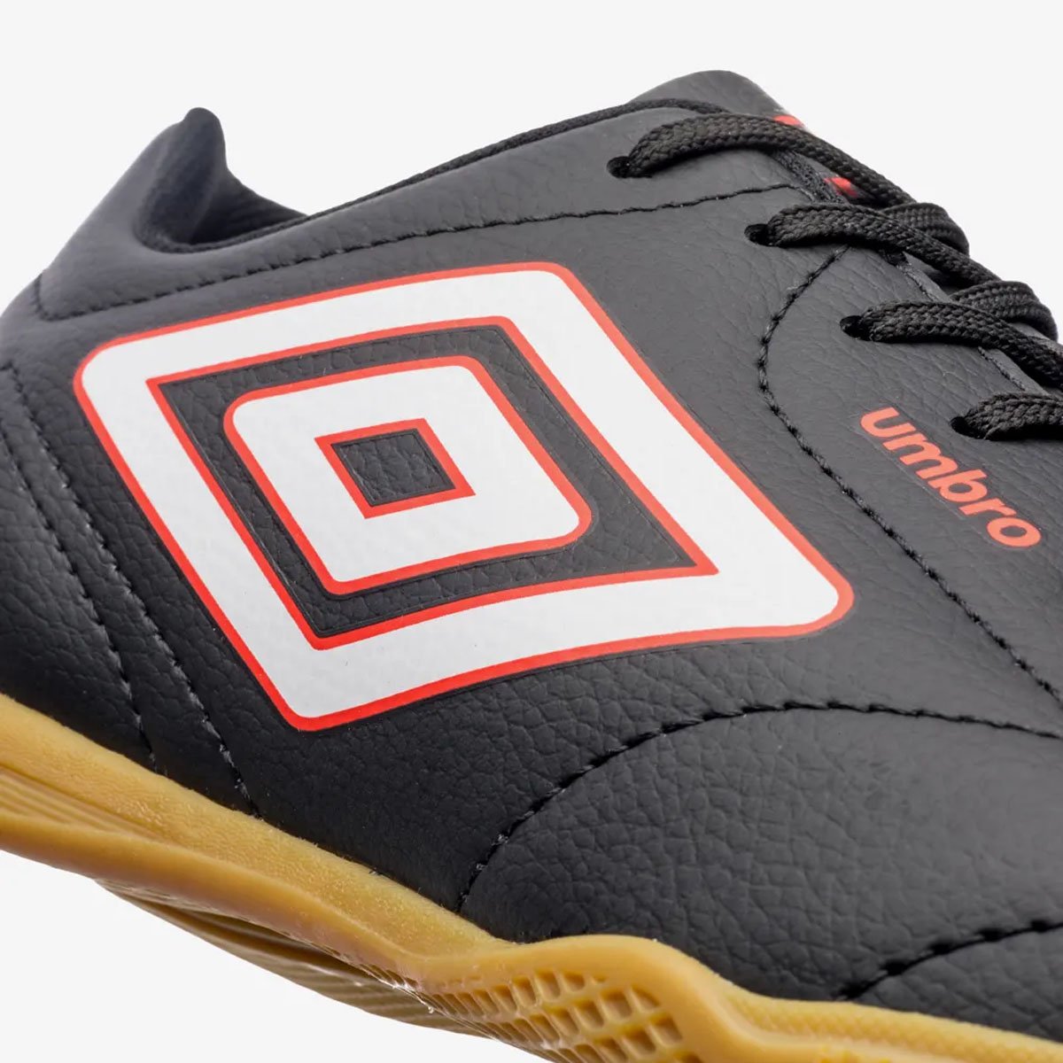 Chuteira Futsal Umbro Class Footballer Unissex Preto Preto/Branco/Vermelho 7