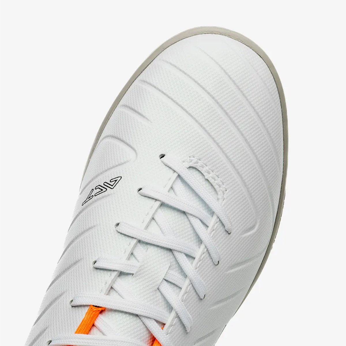 Chuteira Futsal Umbro Fifty VI Branco Branco/Laranja 8
