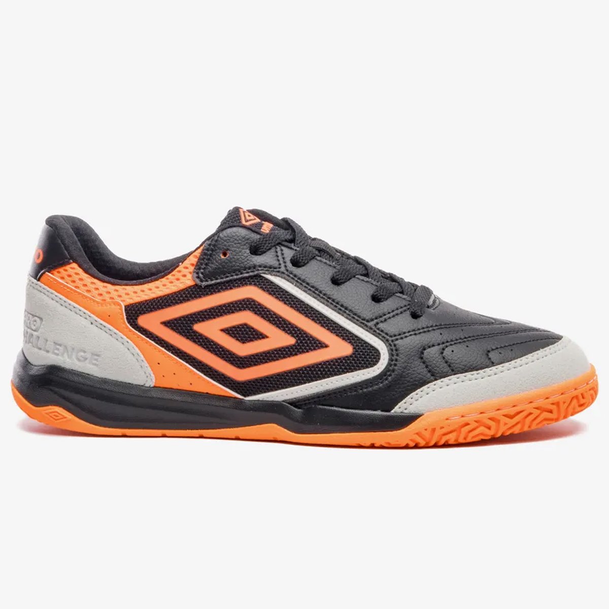 Chuteira Futsal Umbro Pro Challenge Uptake Unissex Preto Preto/Laranja 1