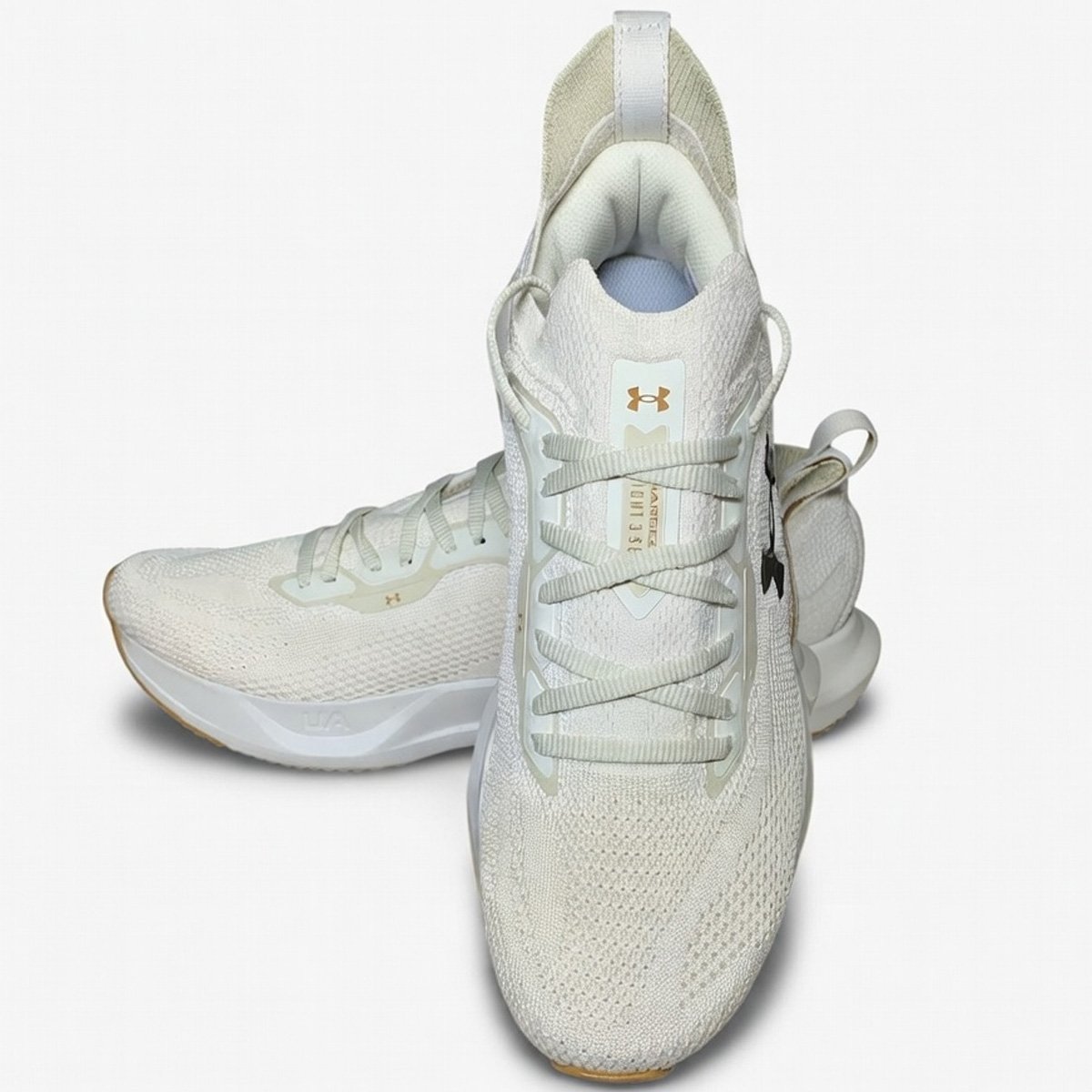 Tenis Under Armour Charged Slight 3 SE Masculino Marfim Branco 6