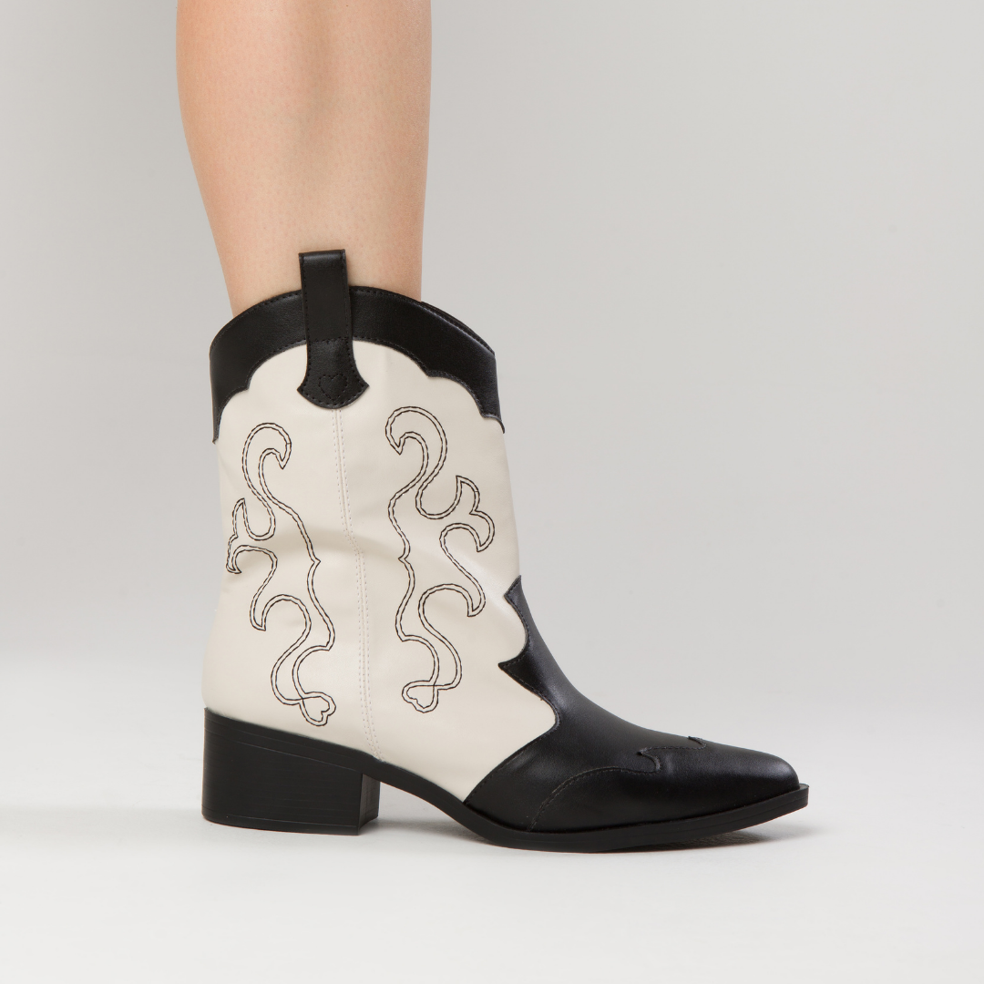 BOTA COUNTRY MARIANA DI VALENTINI NAPA Preto/Off White 2