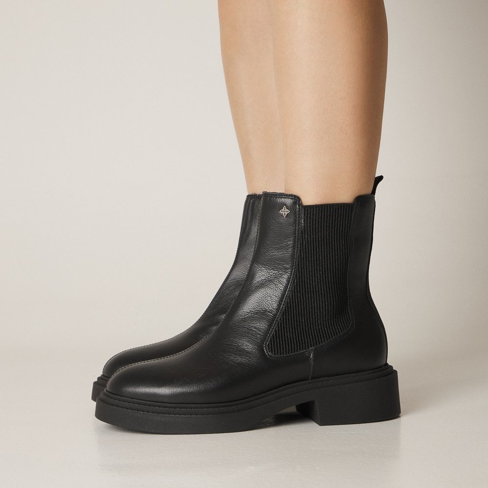 BOTA CHELSEA COURO Preto 2