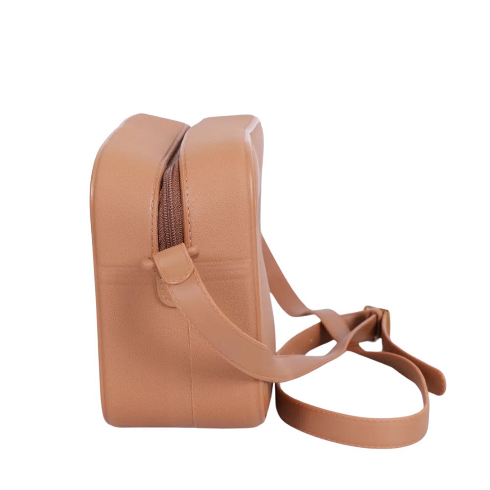 Bolsa Moleca Transversal Casual Detalhes Metalizados Feminina Camel Camel 3