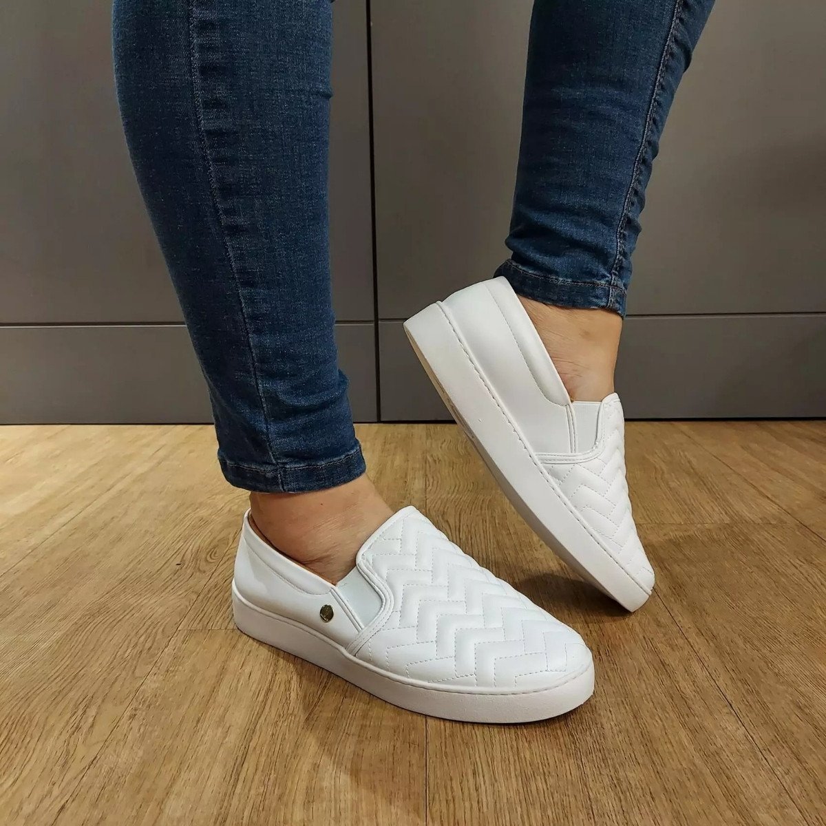 Tenis Vizzano Feminino Slip On Branco Essencial Branco 2