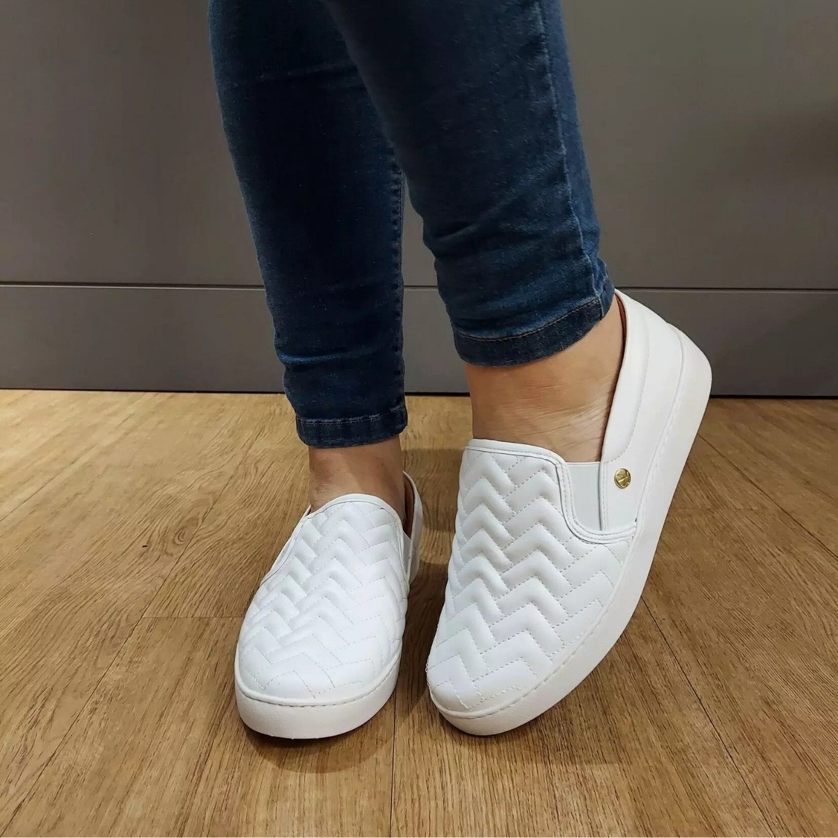 Tenis Vizzano Feminino Slip On Branco Essencial Branco 3