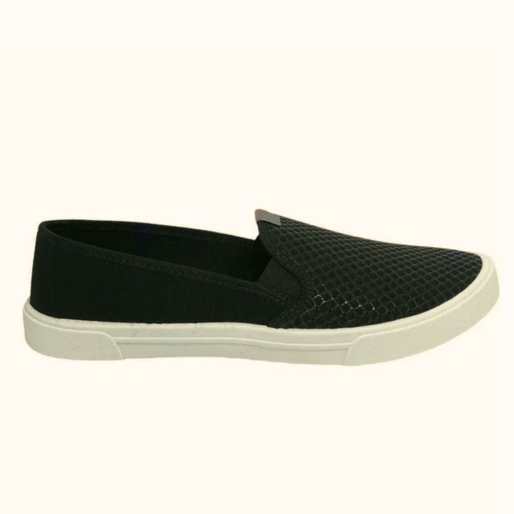 Tenis Moleca Slip On Feminino Preto Conforto e Estilo