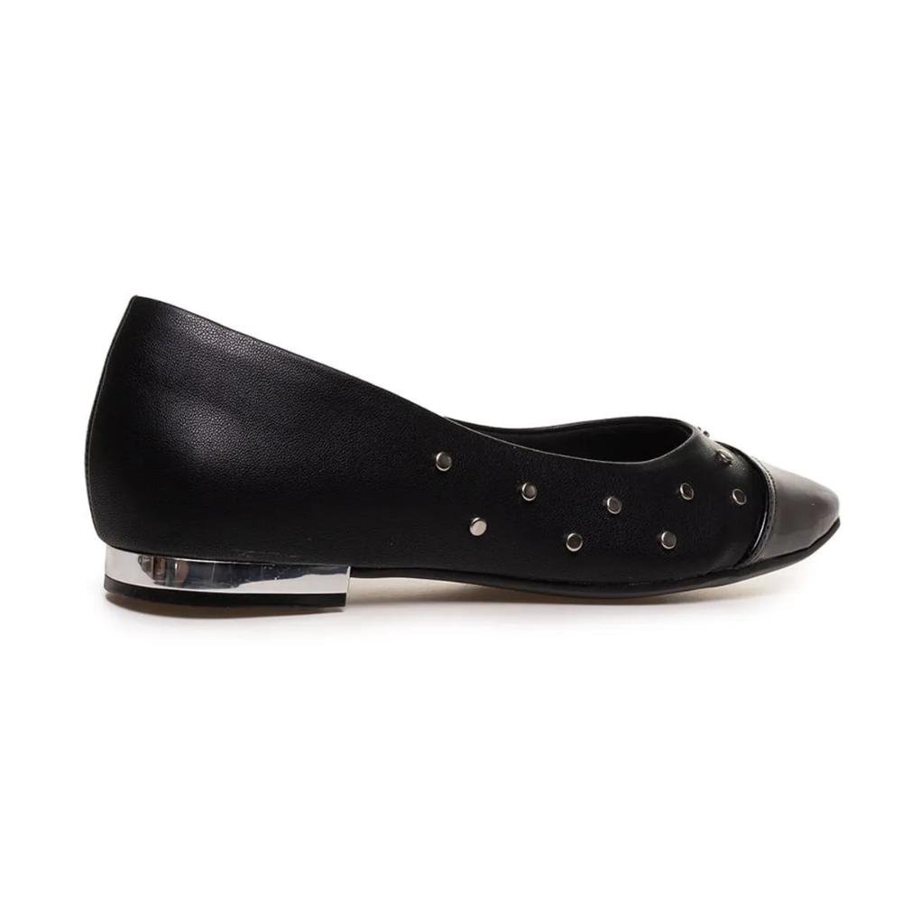 Sapatilha Bebecê Bico Redondo Tachas Feminina Preto 6
