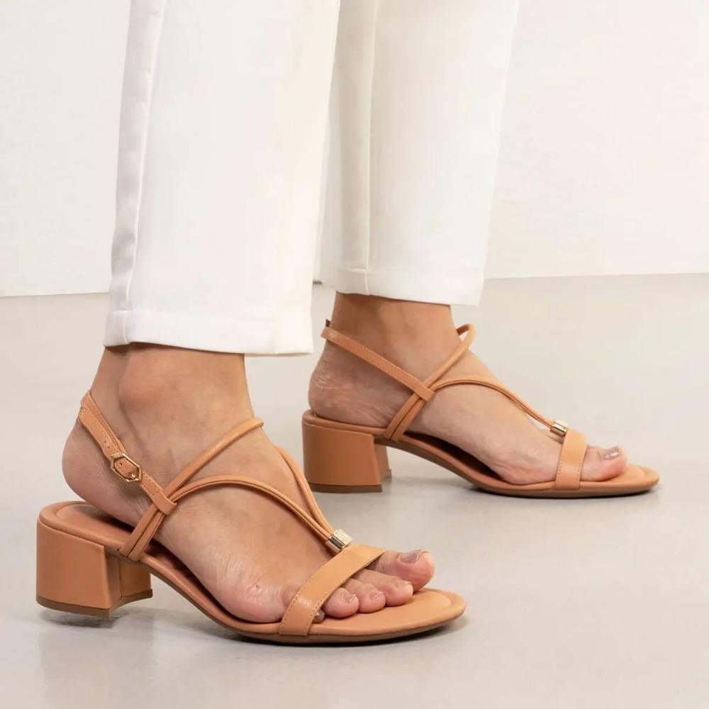 Sandália Bebecê Salto Bloco Feminina Bege 8