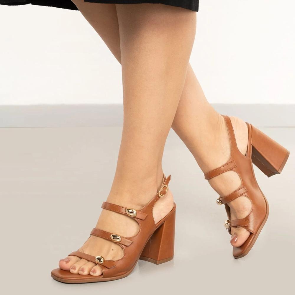 Sandália Ramarim Tiras e Apliques Feminina Marrom 7