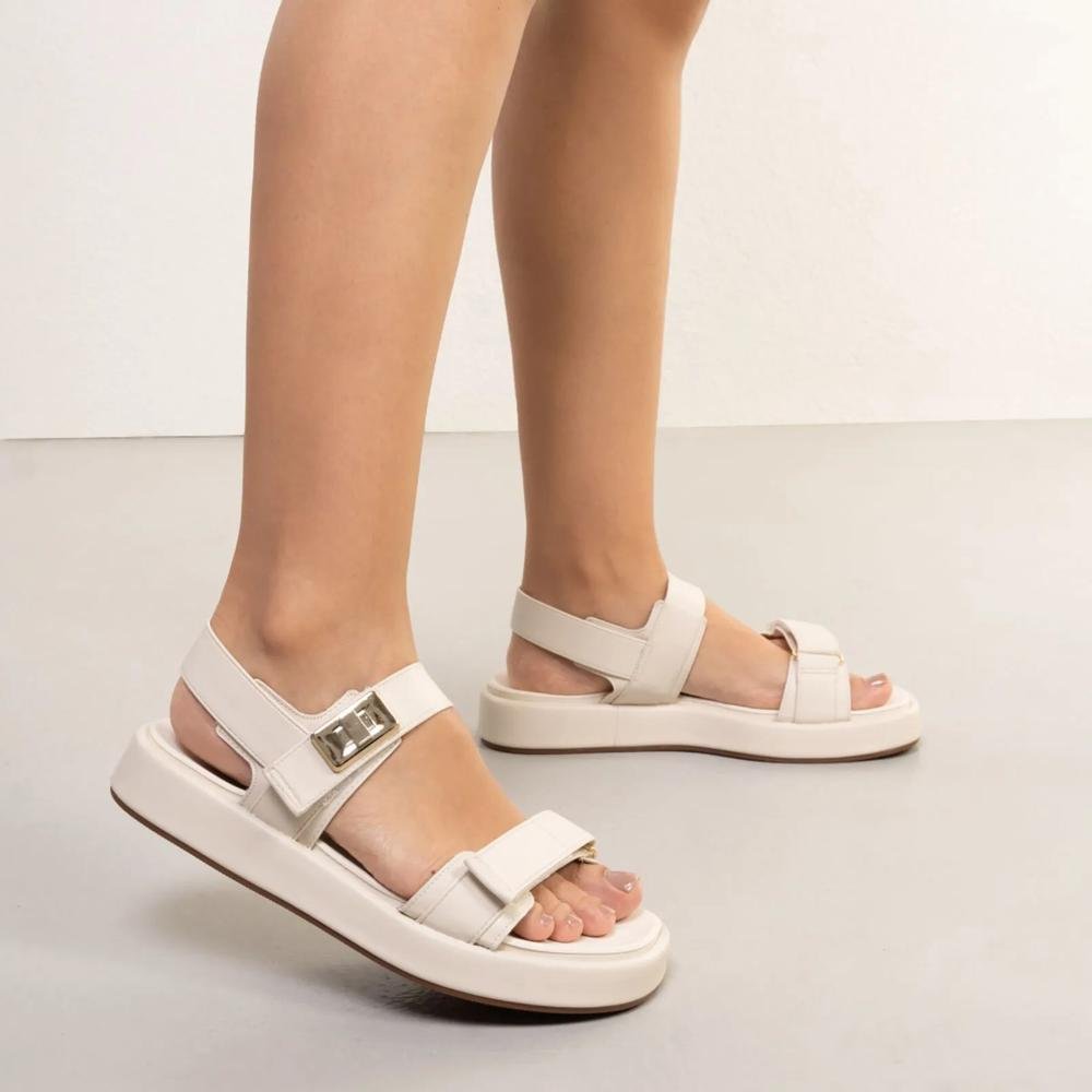 Sandália Vizzano Fivela Feminina Off White 6