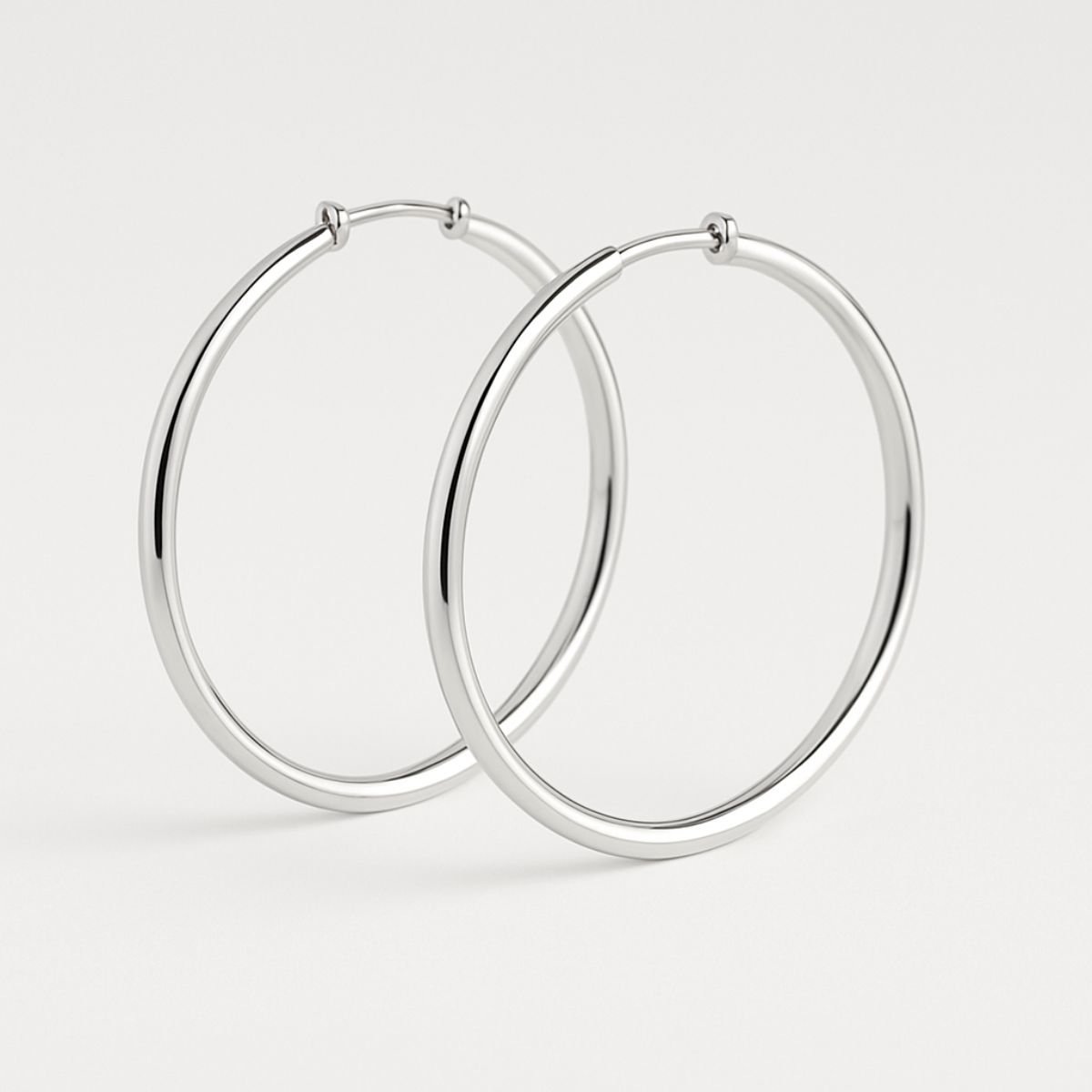 Brinco Feminino Folheado a Prata Argola Tarraxa Lisa P